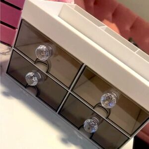 NEW Cosmetic Box Great Vanity ⭐️Brand New Still In Box ⭐️